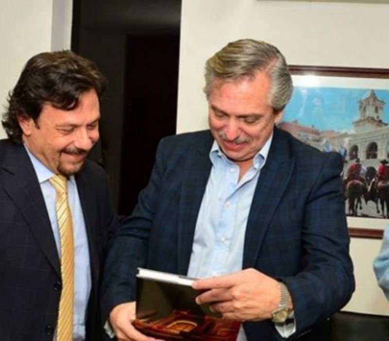 Gustavo Sáenz: "Le mandé un mensaje al presidente, a Cristina no, no tengo su teléfono"