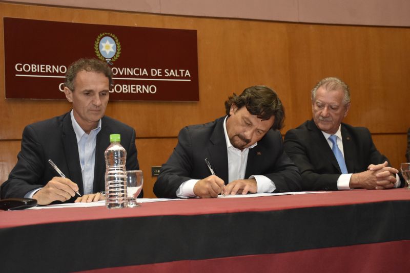 Prioridad en obras: La ruta 51 con su consecuente salida al Pacífico y agua