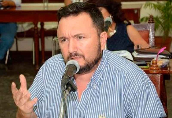 Para Castillo, el cupo trans “es una medida peronista”