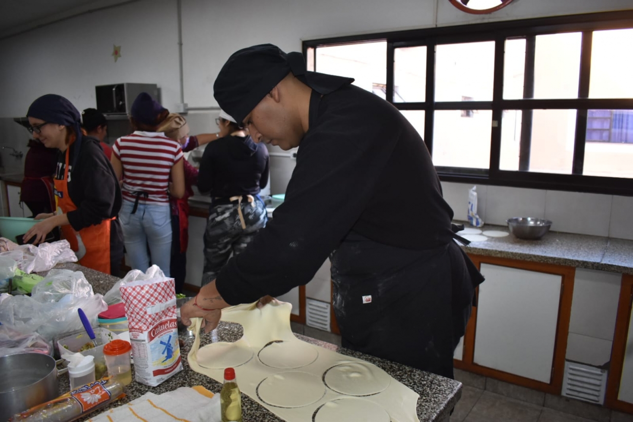 Talleres municipales ofrecen más de 40 capacitaciones gratuitas