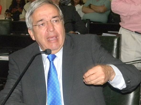 “Avísenme así me engancho de esa fundación. No tengo ni la más mínima idea de qué es la RAP”