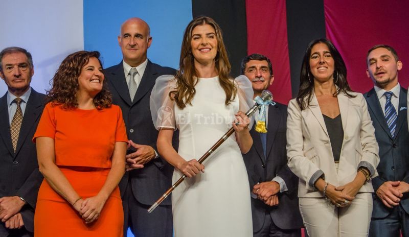 Juraron los nuevos funcionarios de Bettina Romero