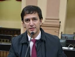 Convención Constituyente: Mónico pide que se transmitan en vivo los plenarios y las reuniones de comisiones