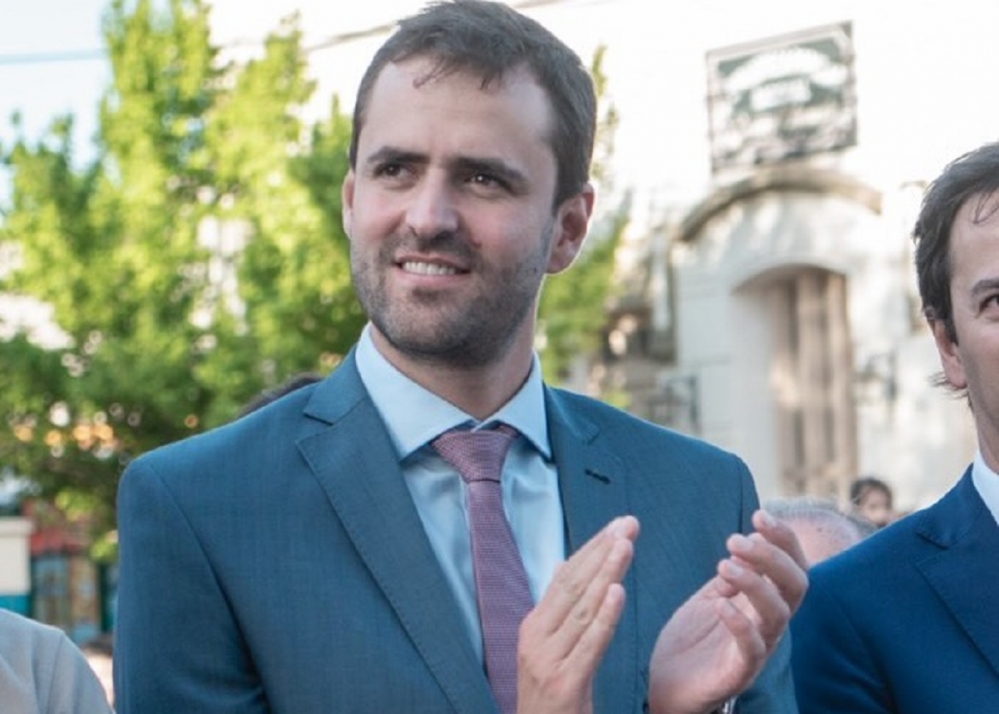 Estrada acusó a Sáenz de financiar varios espacios políticos para dividir el voto opositor