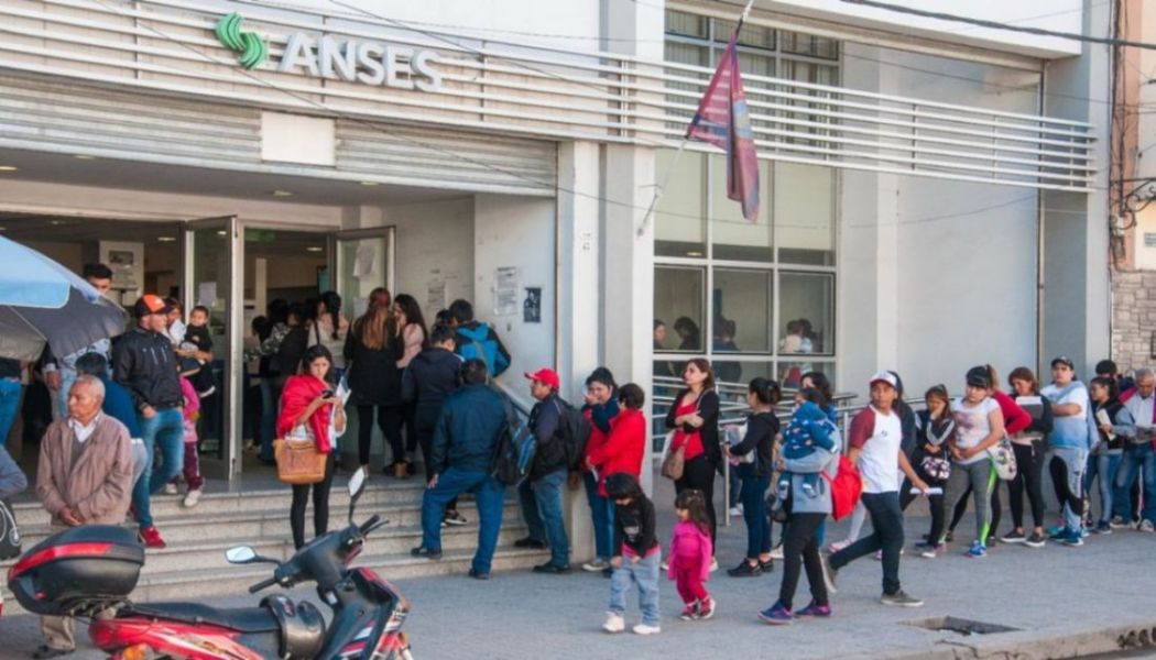 ATE pedirá la restitución laboral de los empleados desvinculados de la Anses de Salta