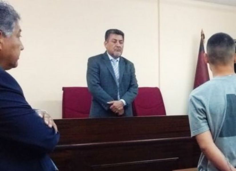 Laurenci presentó la renuncia para jubilarse en medio del jury que enfrenta