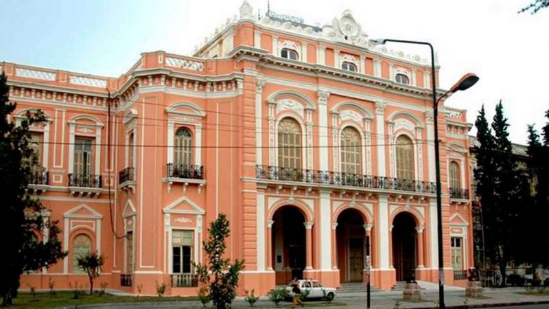 Solicitan prisión preventiva para el asesor del Senado denunciado por violencia