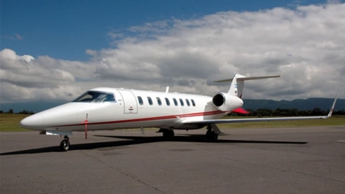 No pueden desmentir que Urtubey usó el avión oficial para ver a River