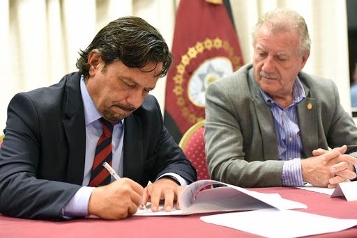 “Hay una oposición que poco y nada ha hecho, con una especie de silencio”