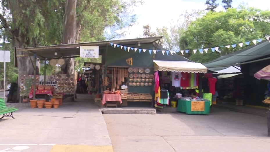 En días vence el plazo para los puesteros del Parque San Martín y no hay acuerdo