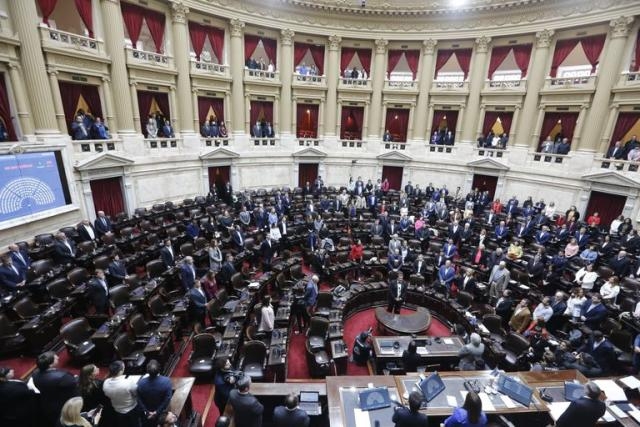 El oficialismo consiguió el quórum y Diputados realiza su única sesión extraordinaria en dos años