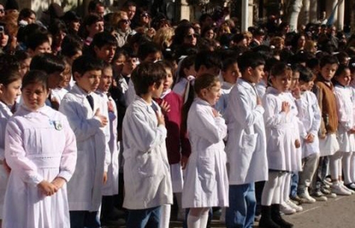 Las clases comenzarán el 6 de marzo, aunque las paritarias aún no comenzaron