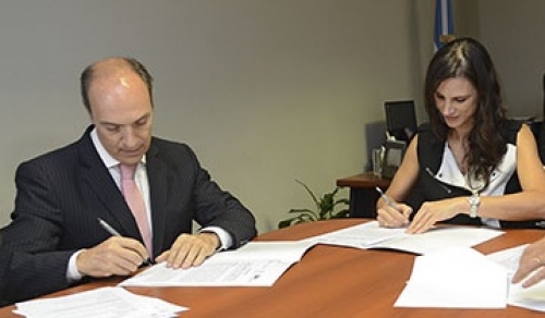 Diputado oficialista cuestiona duramente al procurador López Viñals y a la ministra Calletti