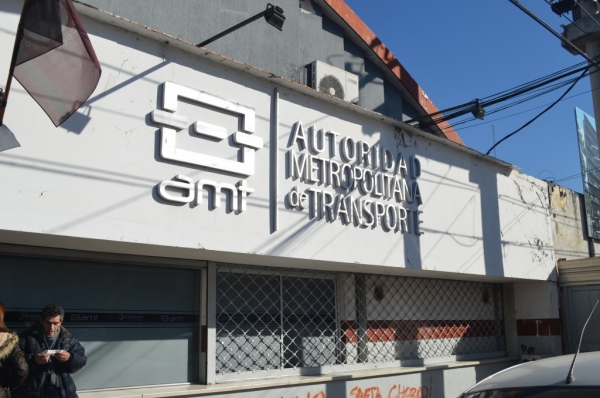 Concejales se oponen a la entrega de licencias a remiseros empresarios
