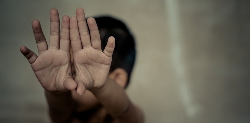 Niñera condenada por abuso sexual a dos niños de 3 y 4 años