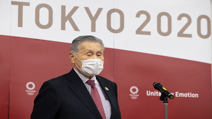 El titular del Comité Tokio 2020 presenta la renuncia luego de sus comentarios sexistas