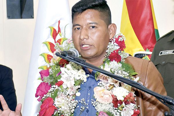Detienen y echan a un ministro de Bolivia por presunta corrupción