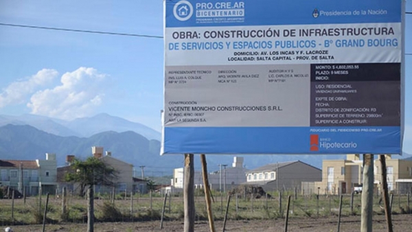 Beneficiarios del PROCREAR ven subir el dólar y desvanecer sus sueños