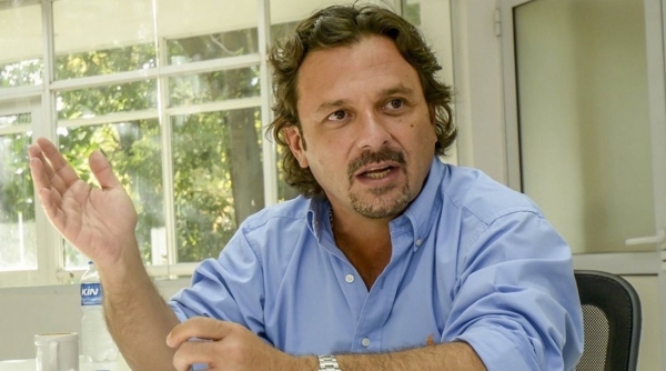 Sáenz: "Sensibilidad social es priorizar a la gente, las rutas y aeropuertos pueden esperar"