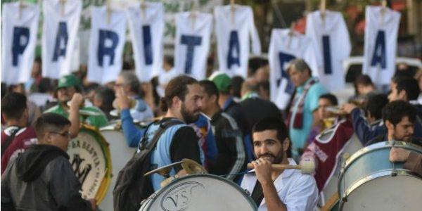 Docentes exigirán una cláusula gatillo atada a la inflación