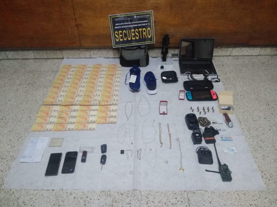 Se requirió juicio para cuatro personas por el robo de una joyería