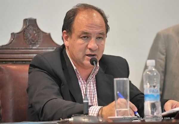 Villada defendió al concejal metanense acusado de abuso sexual