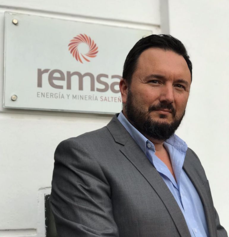 “Lo lamento por aquellos que se quedaron sin trabajo, entiendo que rápidamente van a ser absorbidos por empresas privadas dedicadas a la construcción”