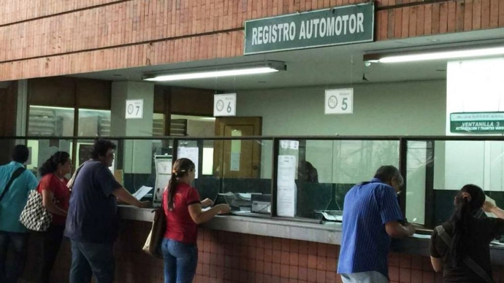 Trabajadores del Registro Automotor temen por su continuidad laboral