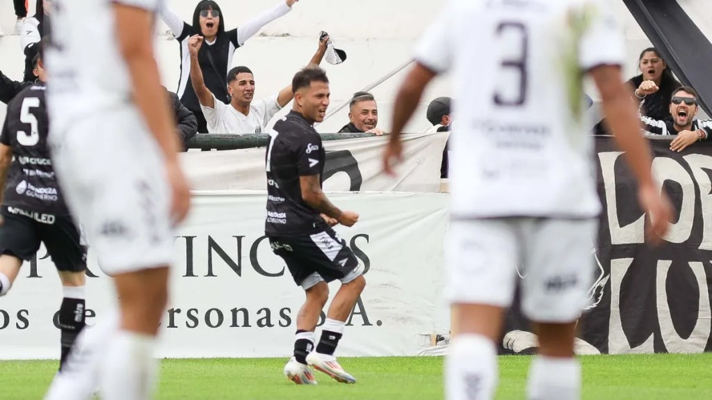 Gimnasia y Esgrima venció 1 a 0 a Central Norte de Salta y lidera su zona con comodidad