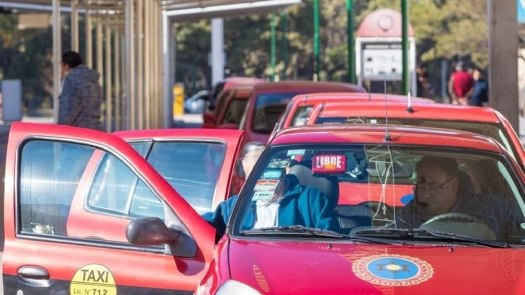La AMT inicia el proceso de readecuación en la tarifa de taxis y remises