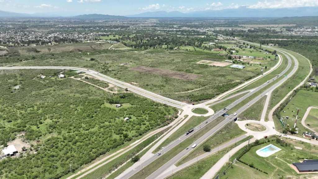 Se habilitó la nueva vía de circulación entre Grand Bourg y circunvalación Oeste