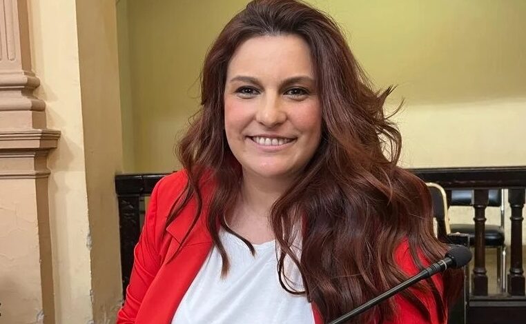 “En el saencismo la mujer que más dolores de cabeza le da al Gobernador por ser libre pensadora debo ser yo”