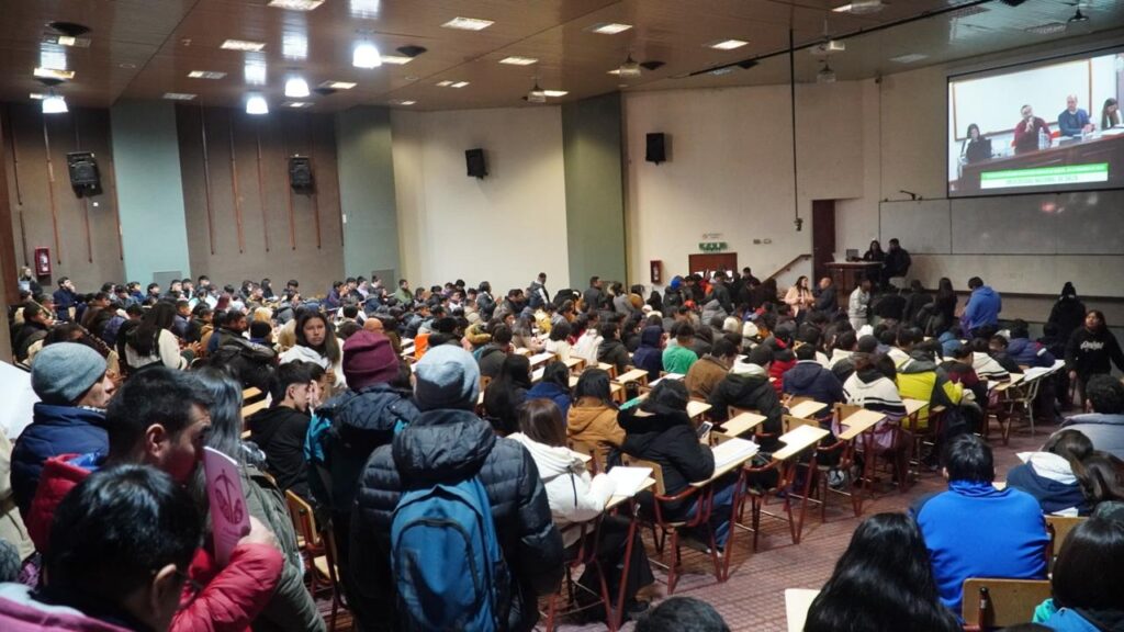 Con importante convocatoria se realizó en la UNSa el “1° Encuentro de diálogos con actores sociales de la minería Salta”