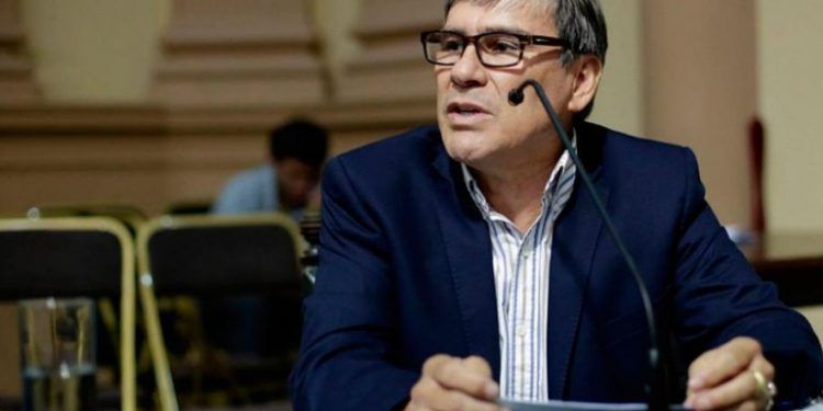 Exdiputado detenido e imputado por contrabando