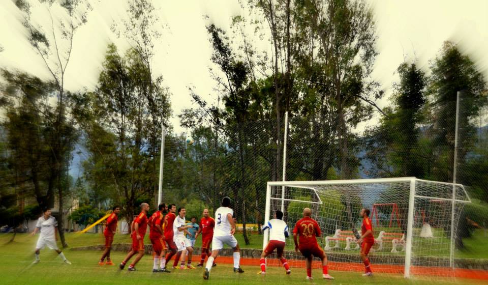 Se oficializó la donación de tierras al club los profesionales