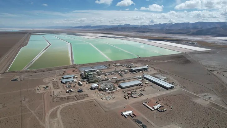 Salta anota su primera exportación de litio