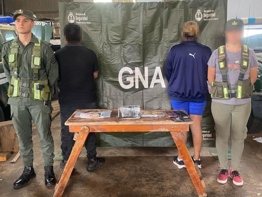 Incautan en La Rioja más de un kg de cocaína en un auto oranense