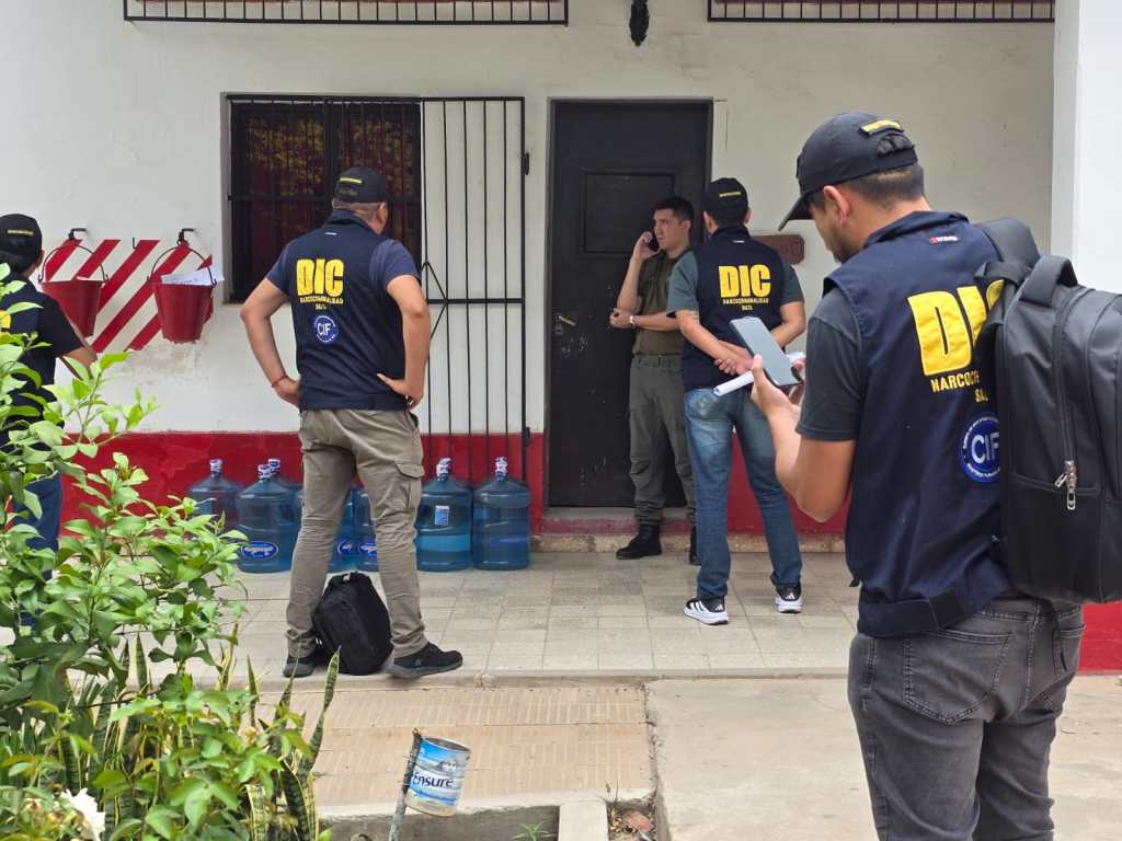 Allanan la casa de un comandante de Gendarmería en Tartagal por narcotráfico