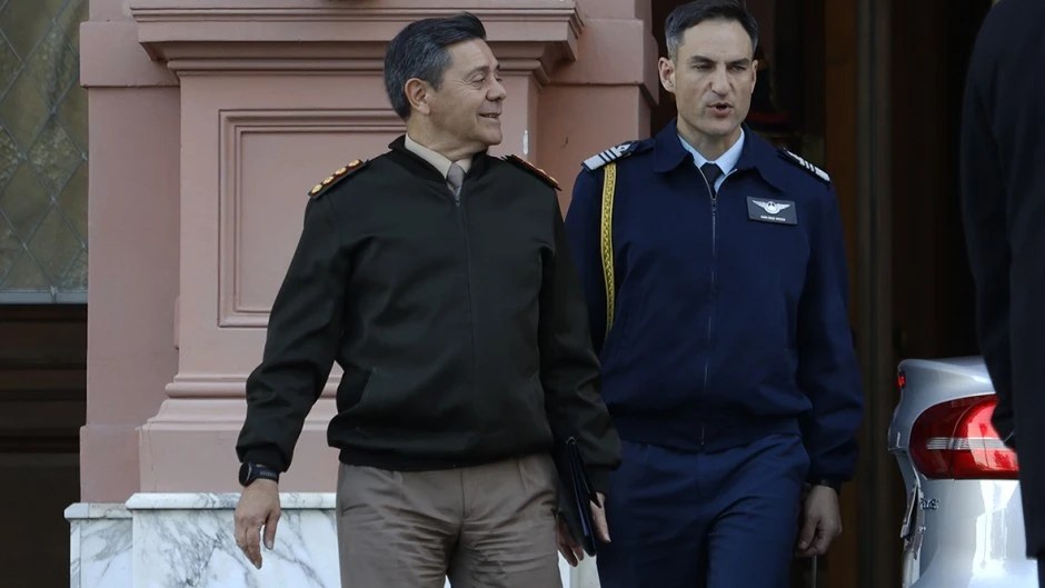 Nación habilitó que los militares puedan manejar un Uber porque no les alcanza el sueldo