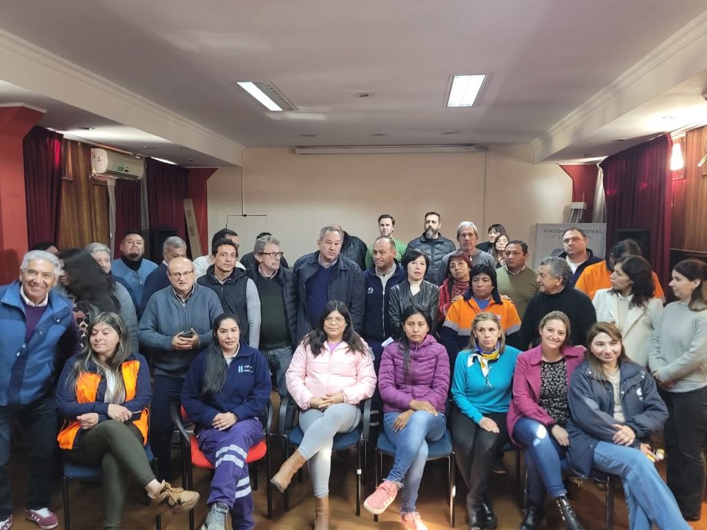 Leavy se reunió con trabajadores de Vialidad: En Salta la planta no estaba sobredimensionada, por el contrario