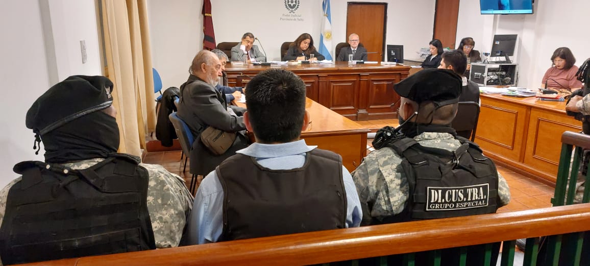 Perpetua para los asesinos del puestero