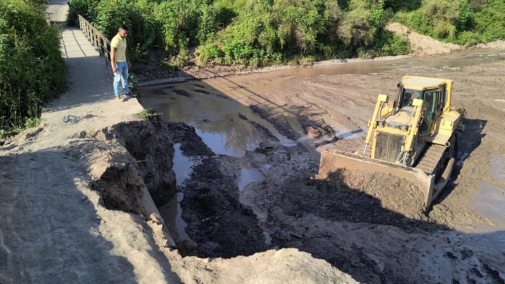 Ejecutan el encauzamiento del río Ancho en la zona sur de la ciudad