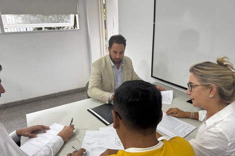 En Salta se presentaron 9 frentes y una única alianza, del oficialismo