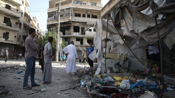 Mueren 14 civiles en bombardeos contra rebeldes en Siria