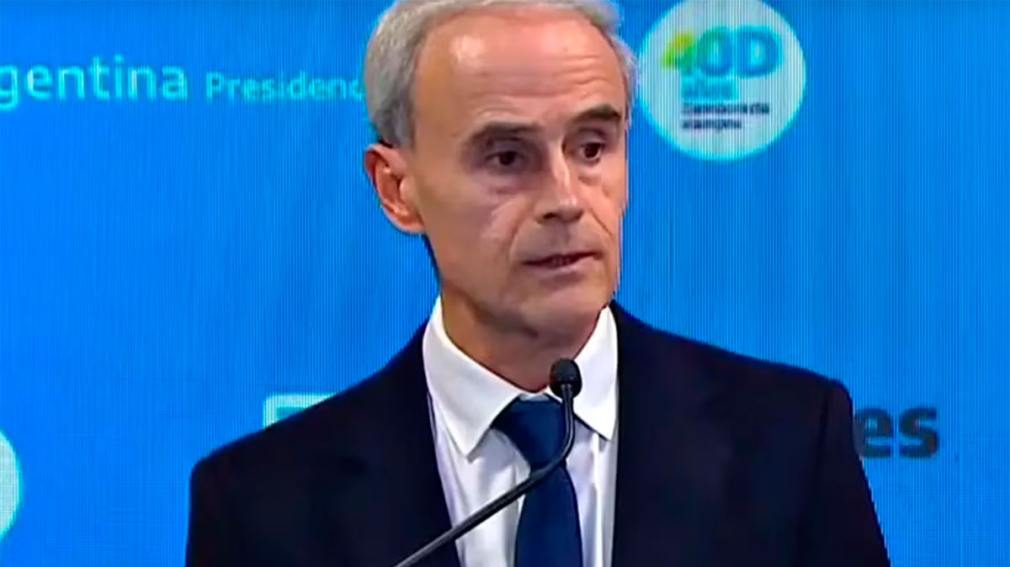 Julio Vitobello habló tras el cierre de los comicios y dijo que el porcentaje de votantes se elevará