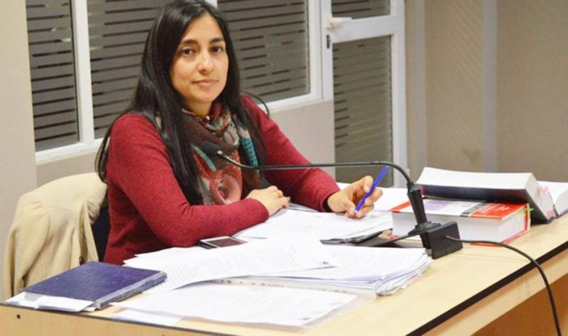 Violento sujeto le arrancó cabellos a su esposa e hirió con un vidrio a su hijo