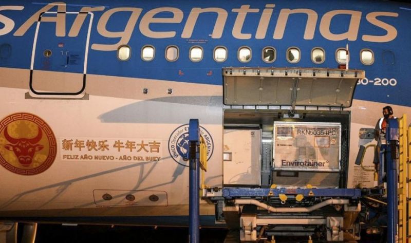 Argentina acumula 6.768.755 de vacunas con la llegada de un millón de dosis desde China