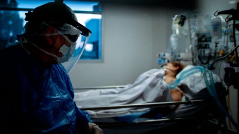 Santiago cerró la semana con 50 muertos por coronavirus y 3.580 nuevos casos