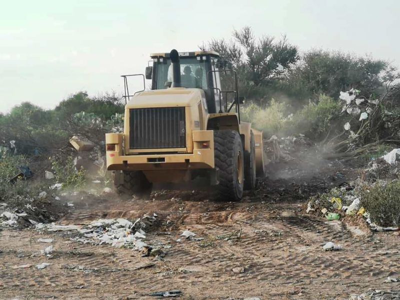 Realizan limpieza del basurero municipal de Pampa de los Guanacos