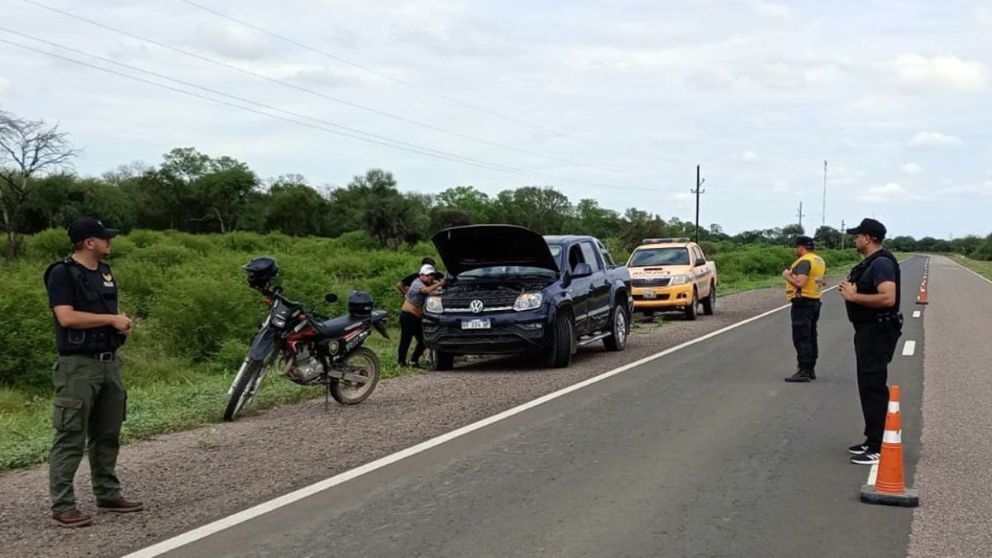 En control vehicular sobre Ruta 16 secuestran una Volkswagen Amarok